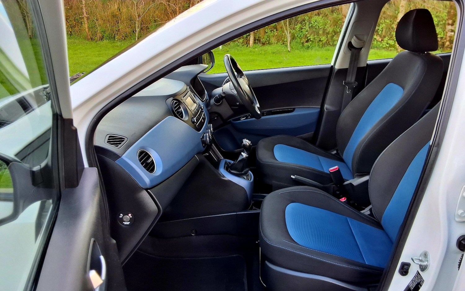 Used Hyundai i10 2015 for sale - 76933329: Photo 22