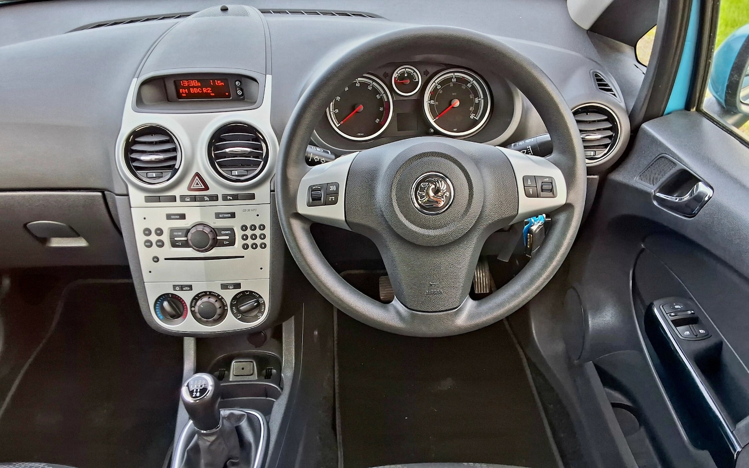 Used Vauxhall Corsa 2011 for sale - 76736530: Photo 17