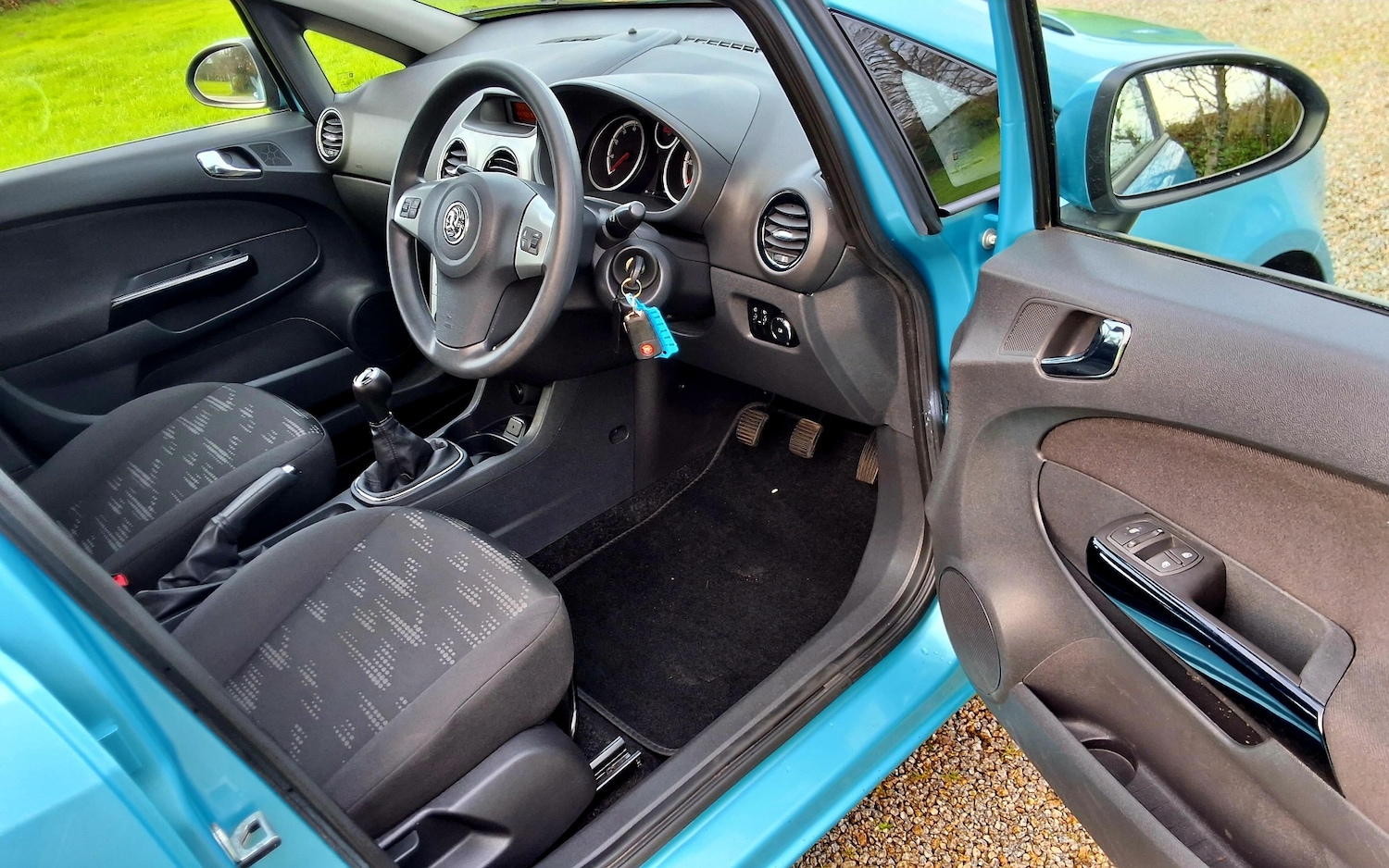 Used Vauxhall Corsa 2011 for sale - 76736530: Photo 19