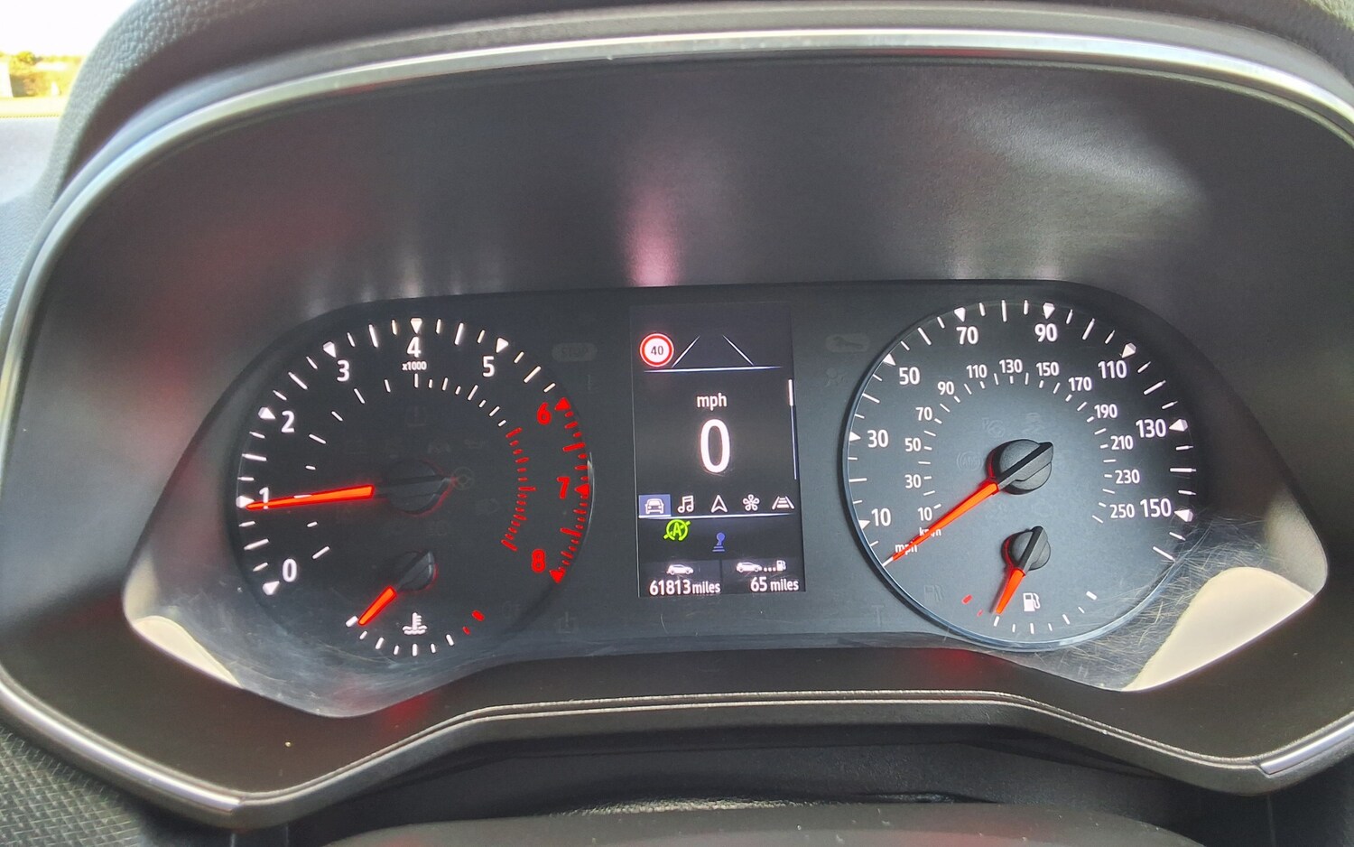 Used Renault Clio 2019 for sale - 76075658: Photo 18