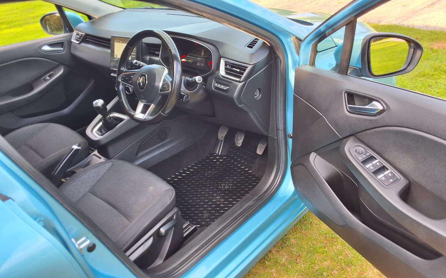 Used Renault Clio 2019 for sale - 76075658: Photo 20