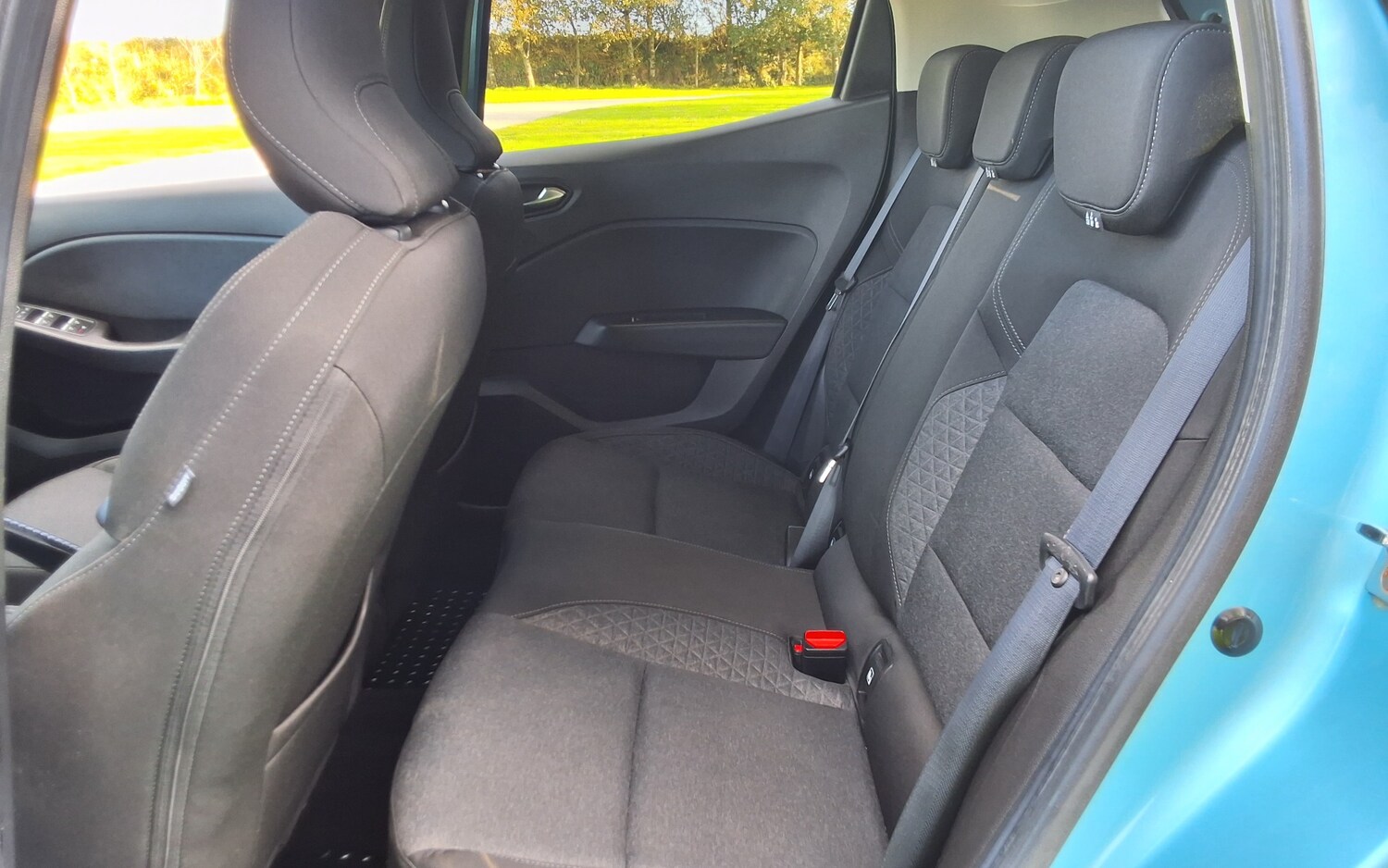 Used Renault Clio 2019 for sale - 76075658: Photo 25