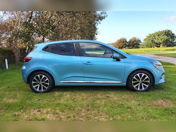 Used Renault Clio 2019 for sale - 76075658: Photo 4