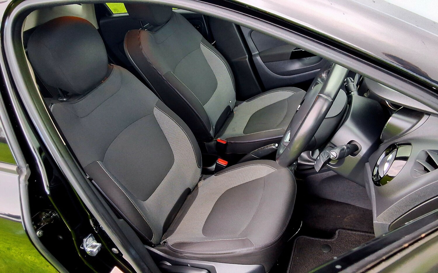 Used Renault Captur 2016 for sale - 77871784: Photo 17