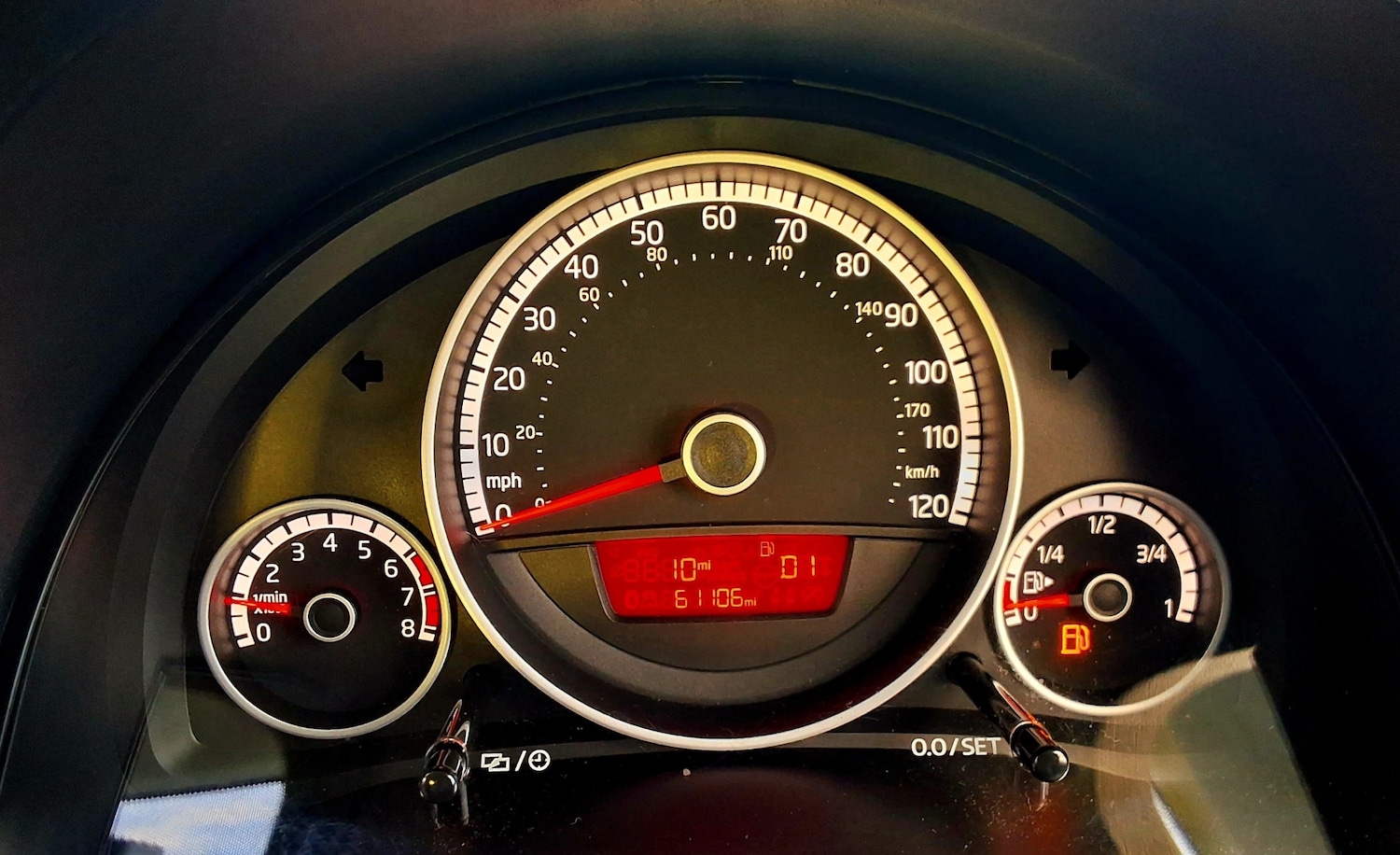 Used Volkswagen up! 2015 for sale - 76652729: Photo 14