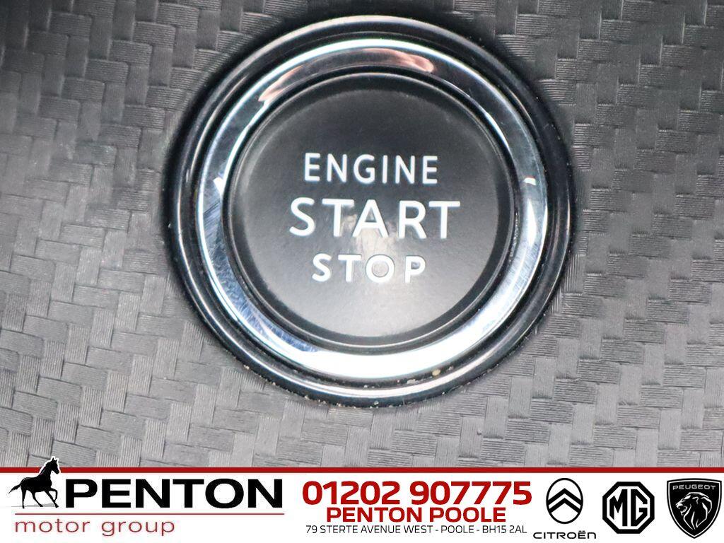 Used Peugeot E-2008 2022 for sale - 77575263: Photo 15