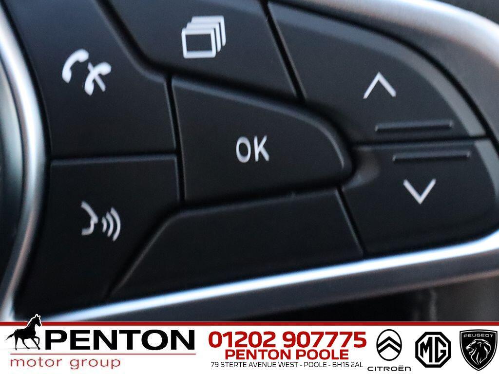 Used Renault Clio 2023 for sale - 76728425: Photo 13