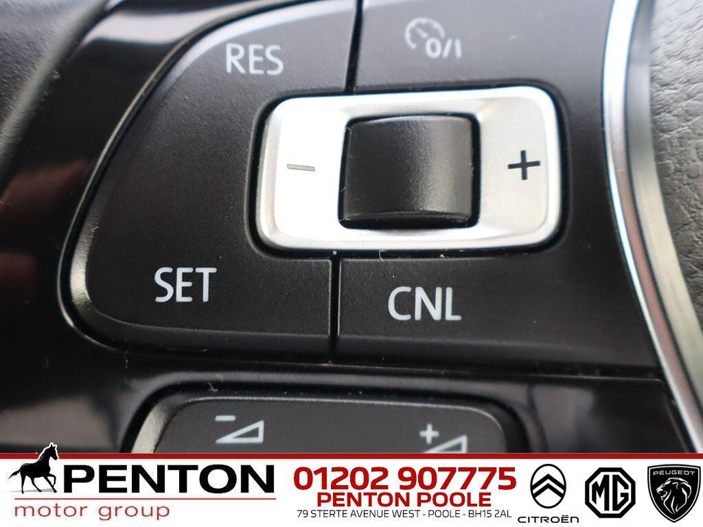 Used Volkswagen Polo 2017 for sale - 75658938: Photo 11