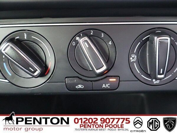 Used Volkswagen Polo 2017 for sale - 75658938: Photo 12