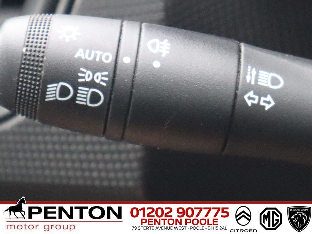 Used Renault Trafic 2022 for sale - 76899693: Photo 11