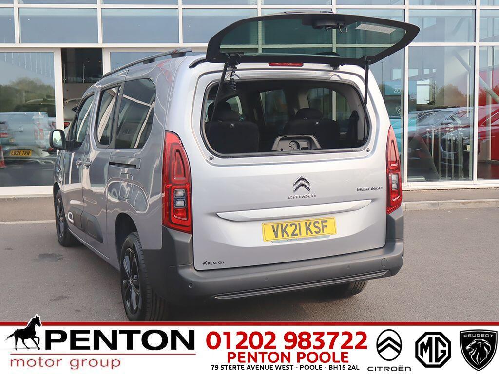 Vehicle 21