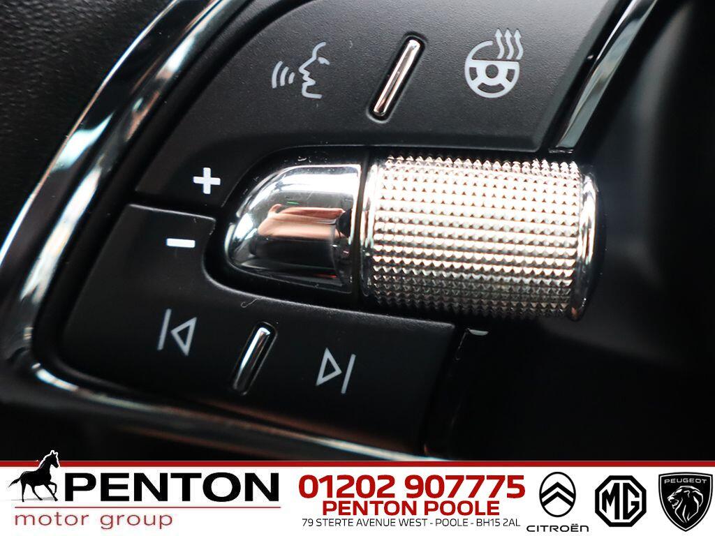 Used Skoda Karoq 2023 for sale - 76994767: Photo 12