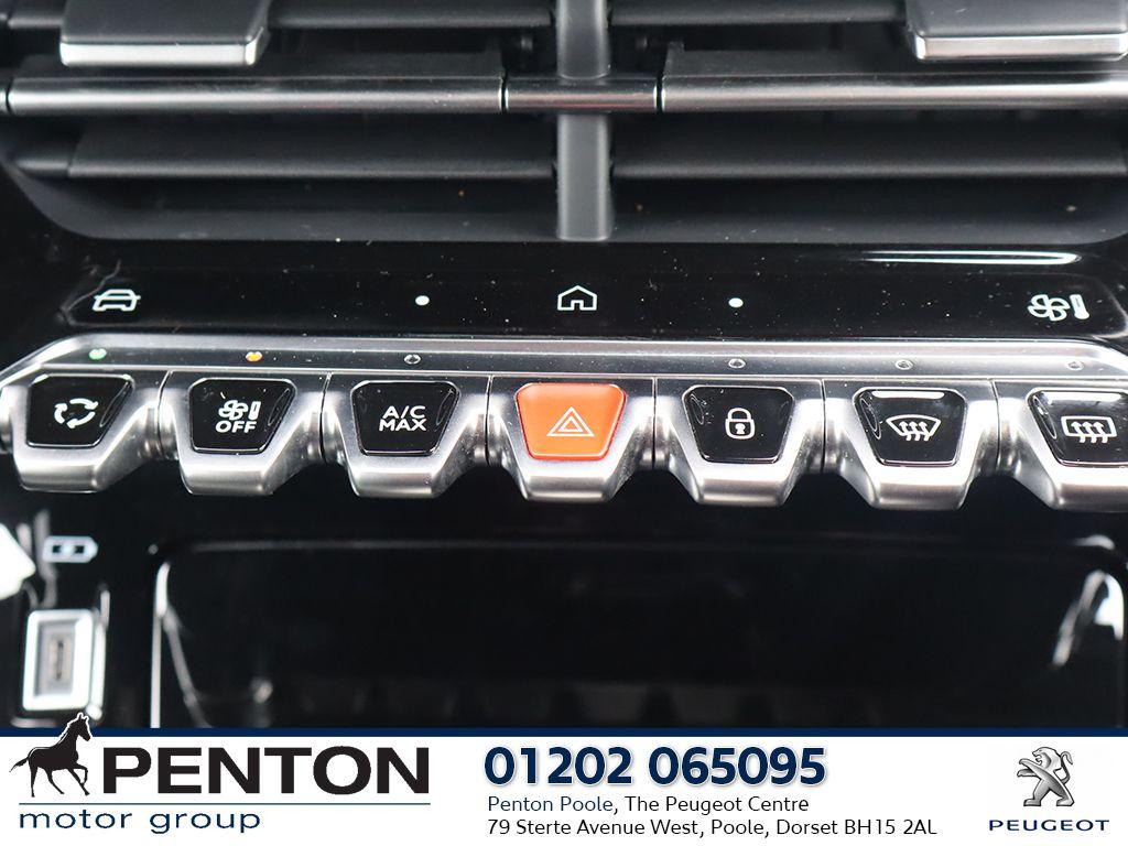 Used Peugeot 2008 2024 for sale - 76667400: Photo 14