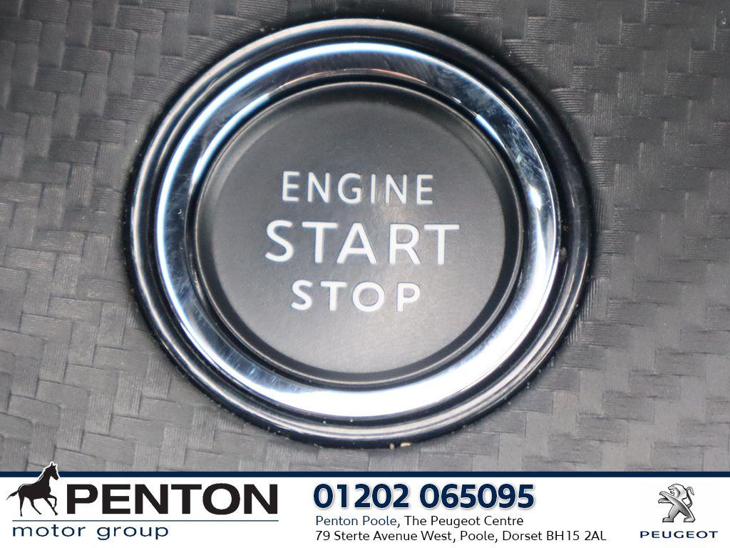 Used Peugeot 2008 2024 for sale - 76667400: Photo 19