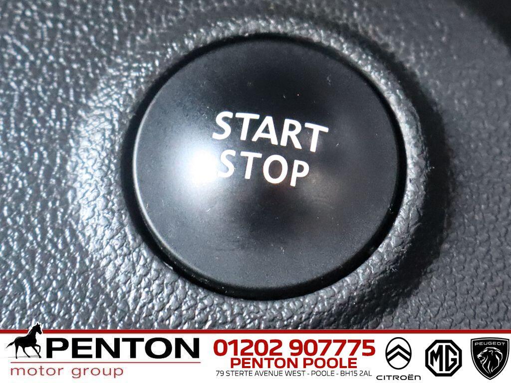 Used Renault Captur 2018 for sale - 77496699: Photo 10