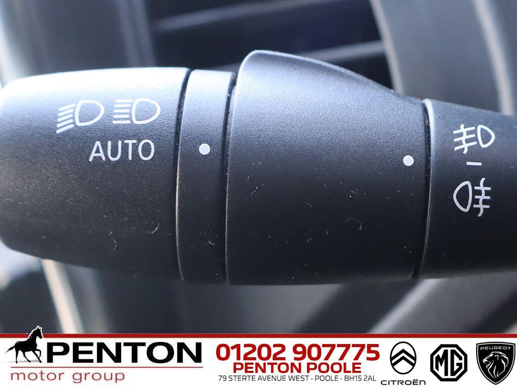 Used Renault Captur 2018 for sale - 77496699: Photo 13