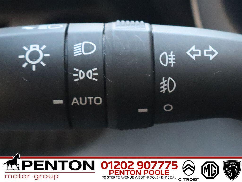 Used Toyota Yaris 2022 for sale - 76976330: Photo 12