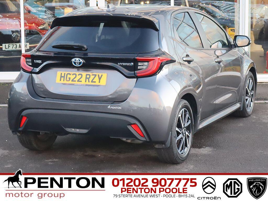 Used Toyota Yaris 2022 for sale - 76976330: Photo 15