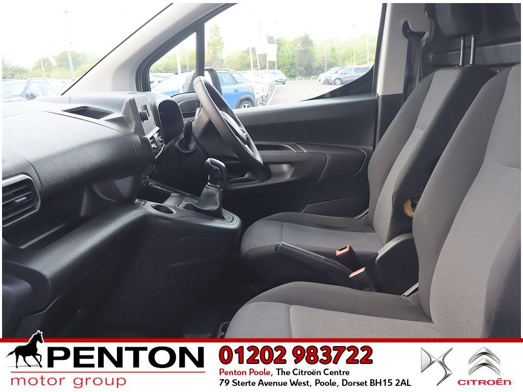 Used Vauxhall Combo 2020 for sale - 76667128: Photo 2