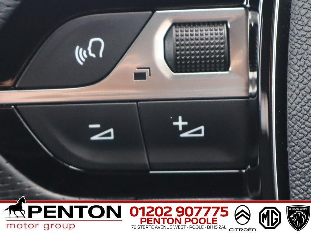 Used Peugeot E-2008 2024 for sale - 77646139: Photo 15