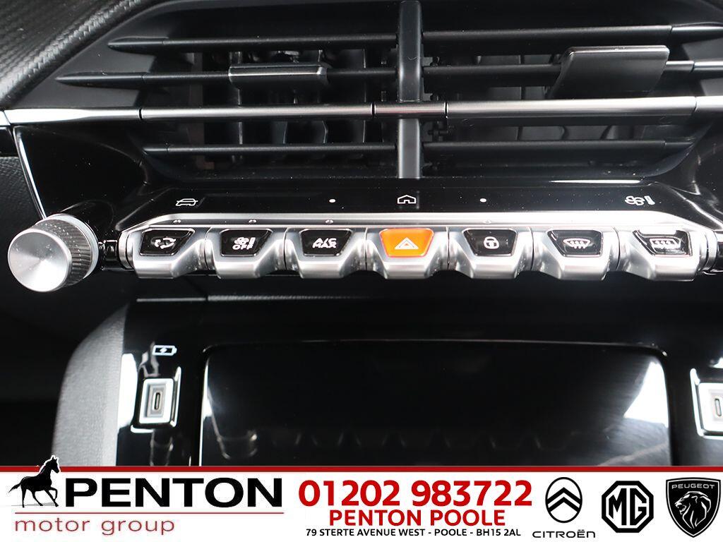 Used Peugeot 2008 2023 for sale - 76667454: Photo 12