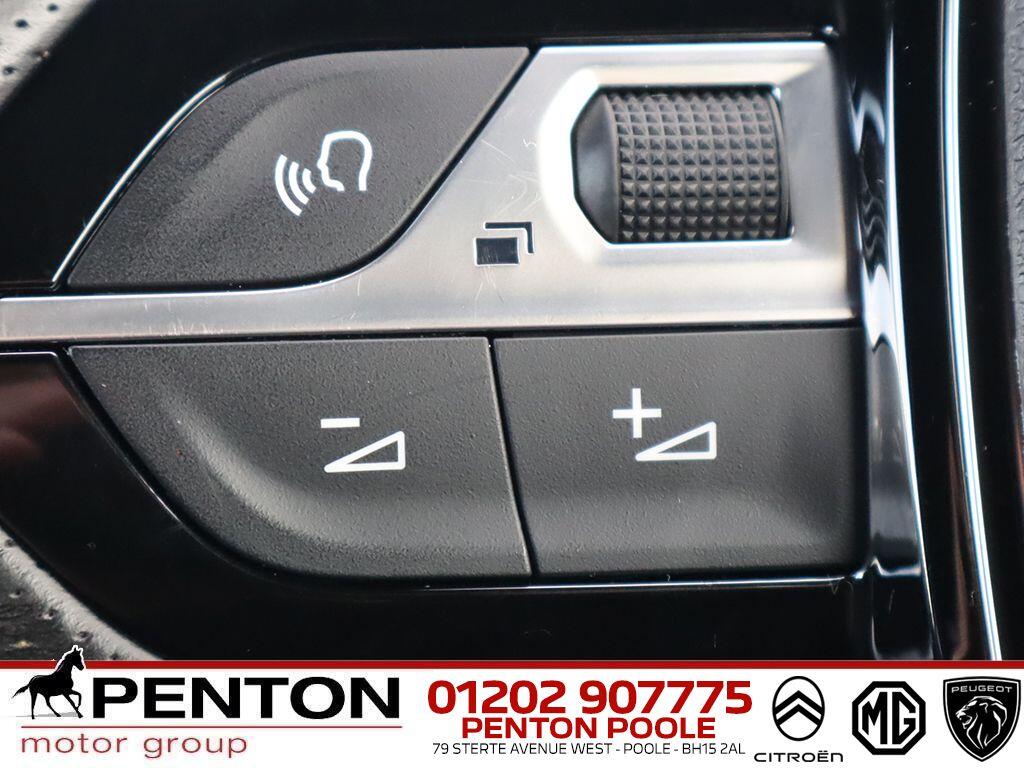 Used Peugeot E-2008 2024 for sale - 76667187: Photo 15