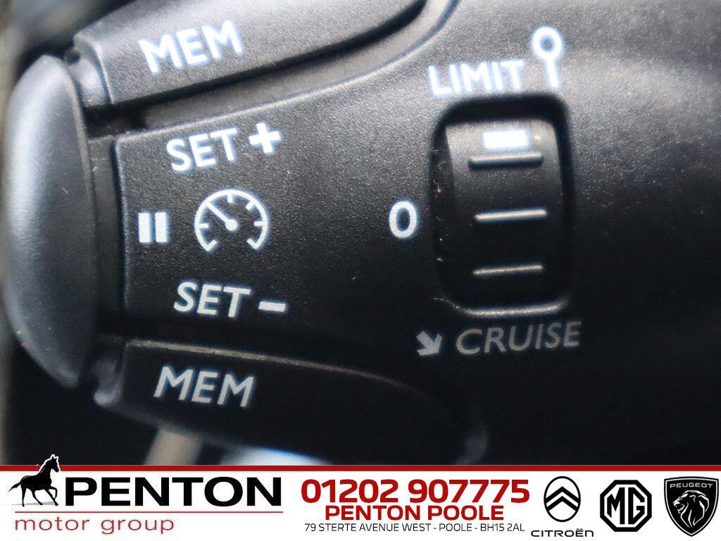 Used Peugeot E-2008 2024 for sale - 76667187: Photo 17