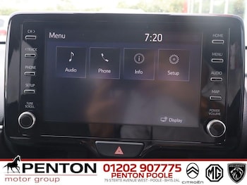 Used Toyota Yaris 2023 for sale - 79484187: Photo