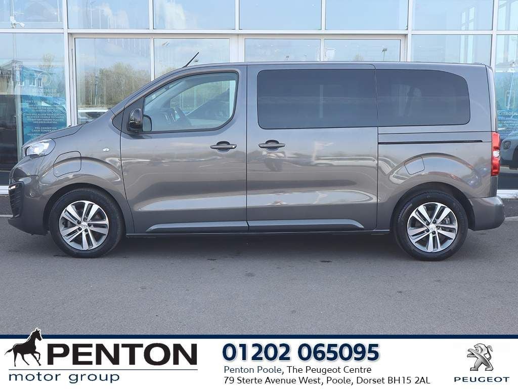 Used Peugeot Traveller 2022 for sale - 76667495: Photo 15