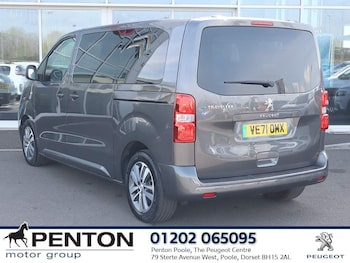 Used Peugeot Traveller 2022 for sale - 76667495: Photo