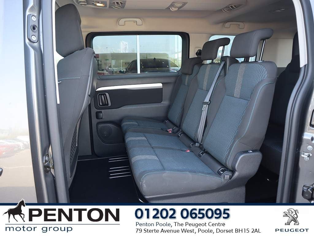 Used Peugeot Traveller 2022 for sale - 76667495: Photo 5