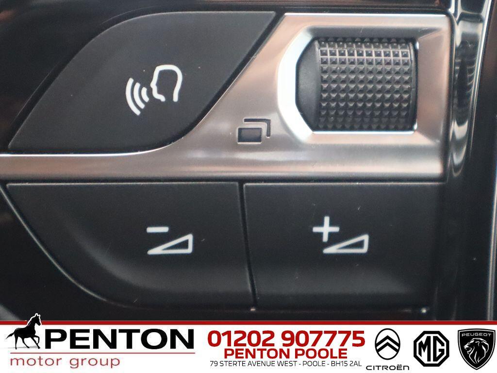 Used Peugeot E-2008 2023 for sale - 76295278: Photo 13