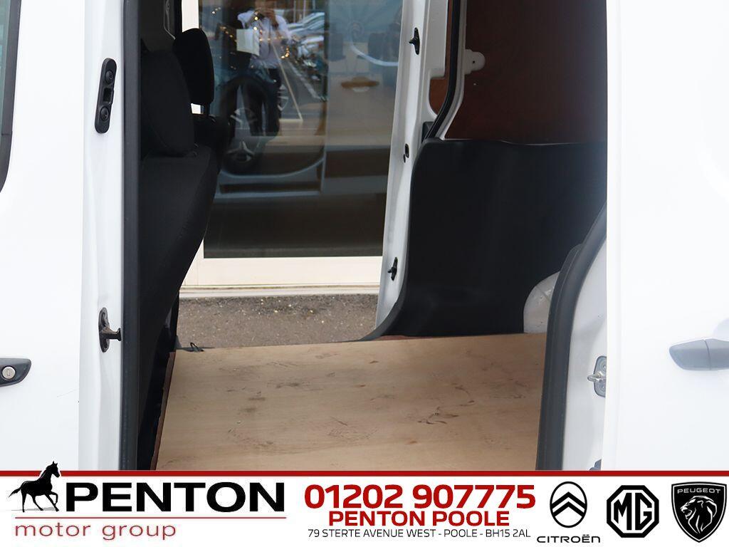 Used Vauxhall Combo 2021 for sale - 76993002: Photo 8