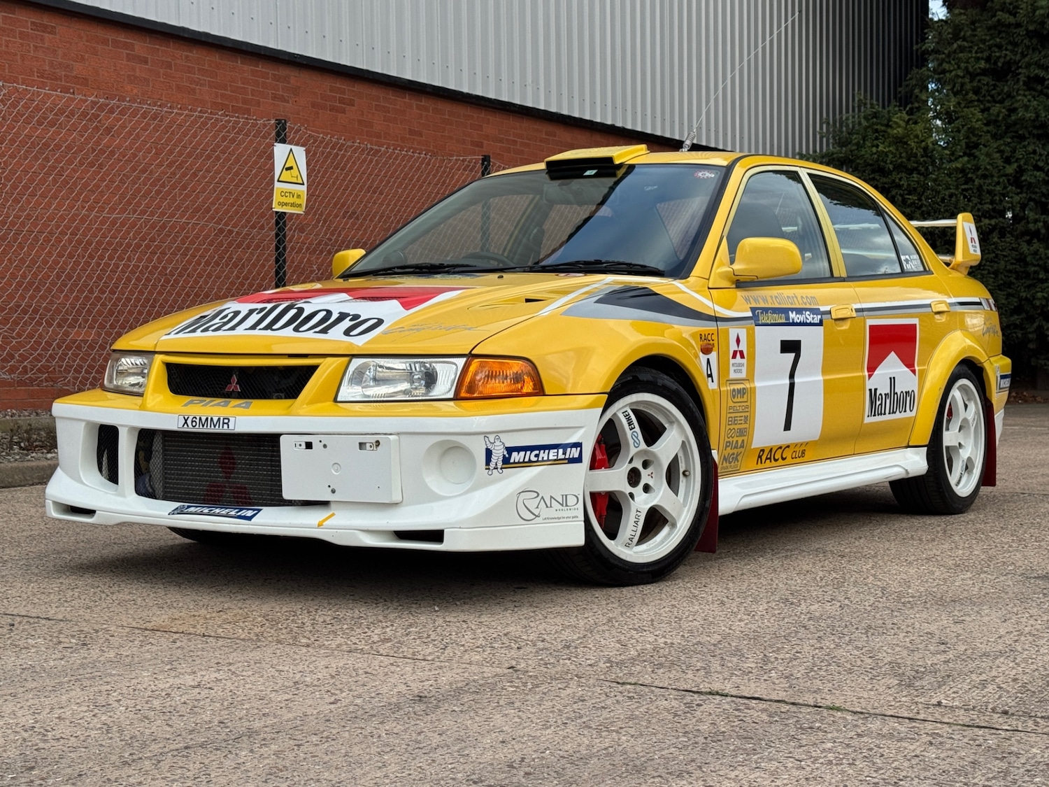 Used Mitsubishi Lancer 1998 for sale - 76450016: Photo 31