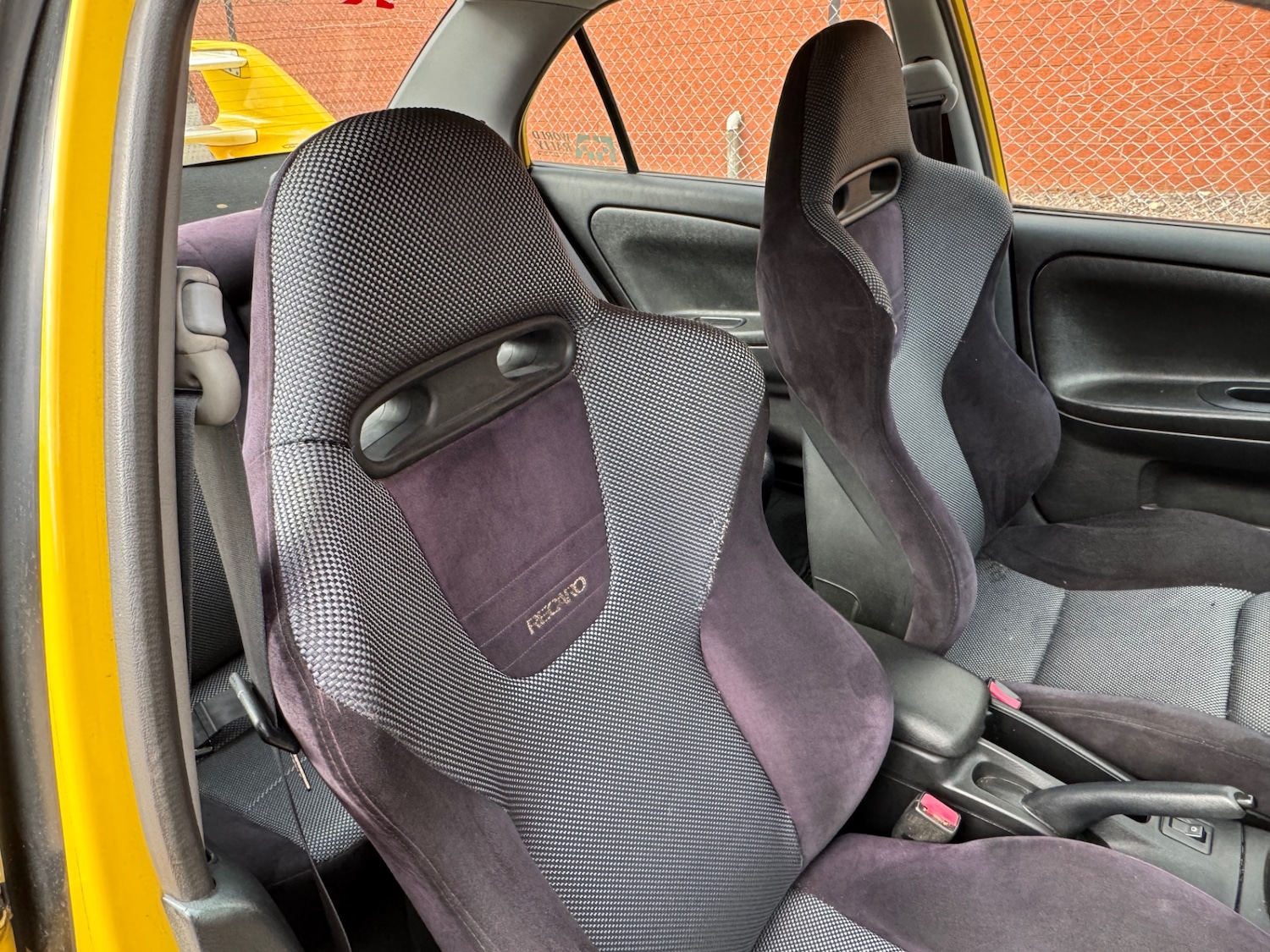 Used Mitsubishi Lancer 1998 for sale - 76450016: Photo 39