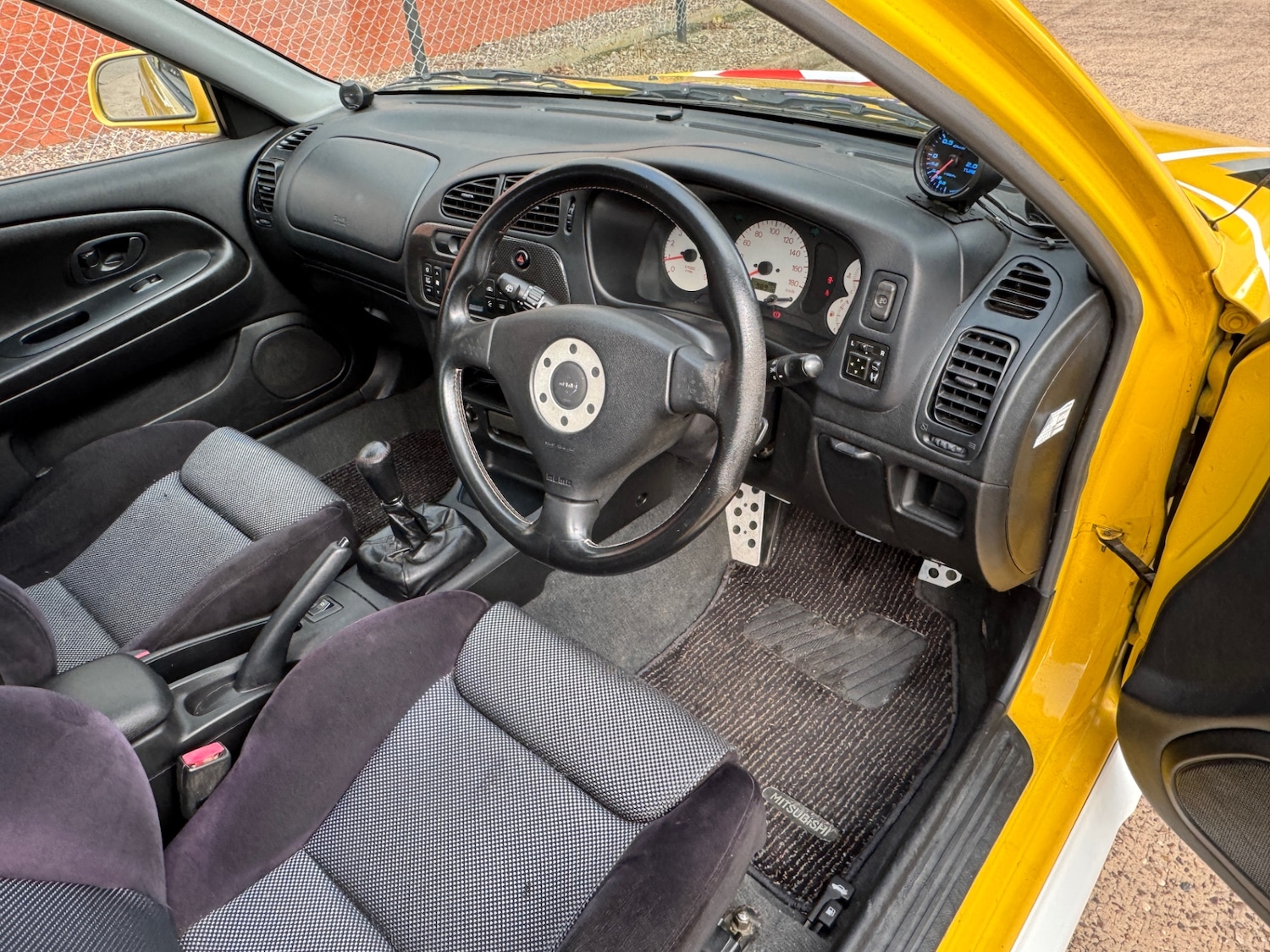 Used Mitsubishi Lancer 1998 for sale - 76450016: Photo 42