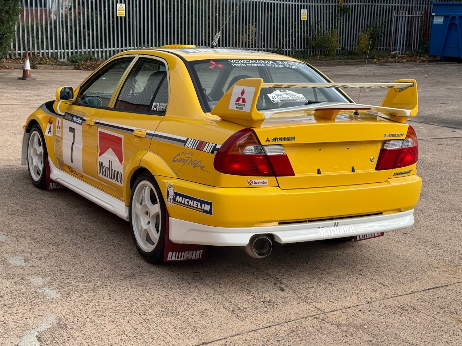 Used Mitsubishi Lancer 1998 for sale - 76450016: Photo 6