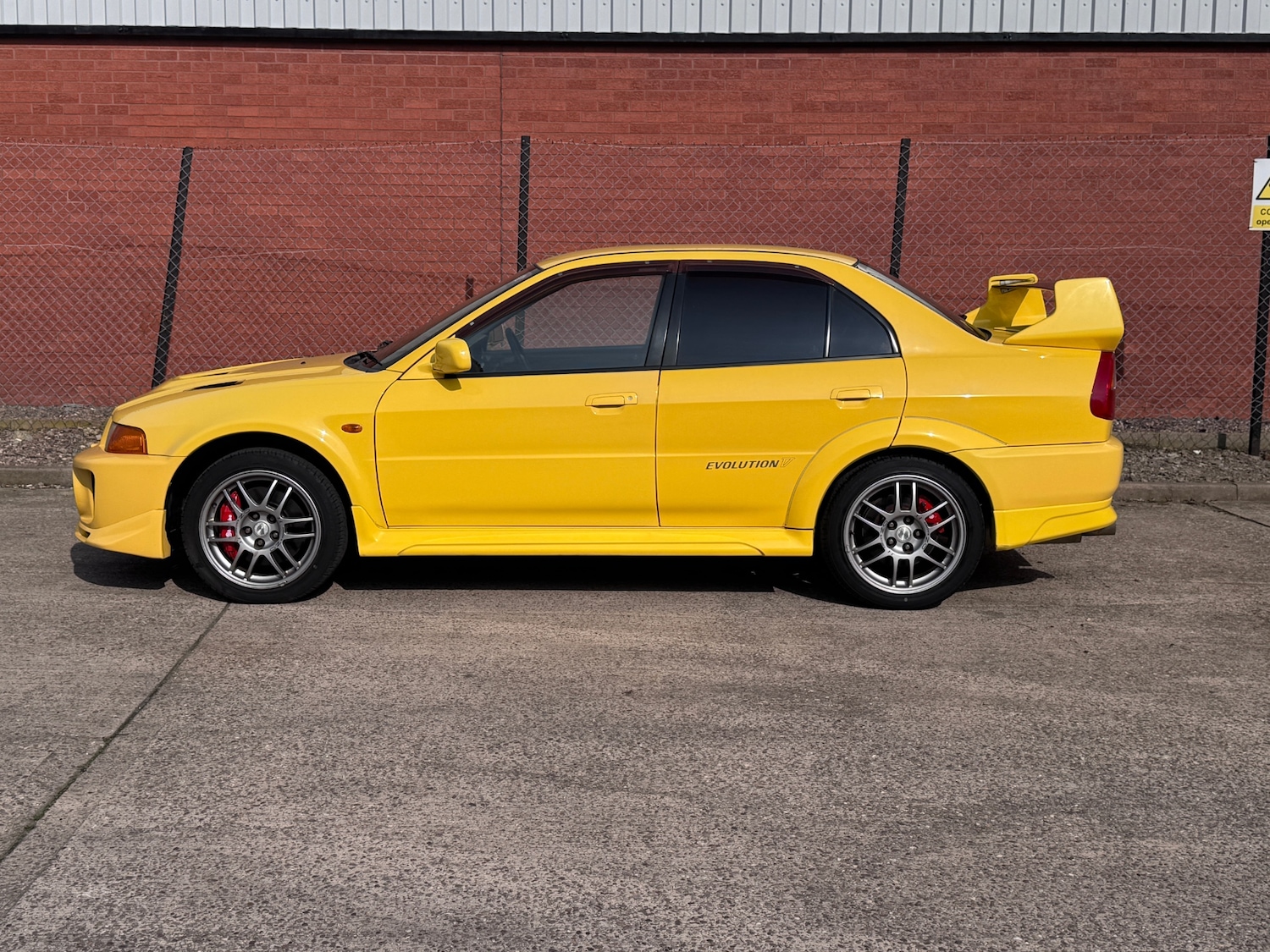 Used Mitsubishi Lancer 1998 for sale - 77946683: Photo 32