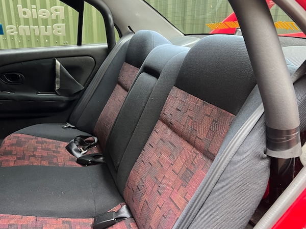 Used Mitsubishi Lancer 1996 for sale - 73627723: Photo 30