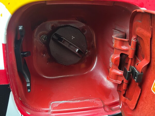 Used Mitsubishi Lancer 1996 for sale - 73627723: Photo 44
