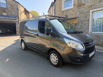 Used Ford Transit Custom 2017 for sale - 79616913: Photo