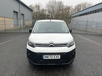 Used Citroen Berlingo 2020 for sale - 77247456: Photo
