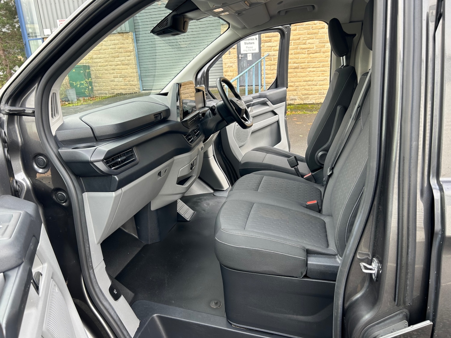 Used Ford Transit Custom 2024 for sale - 76464778: Photo 11