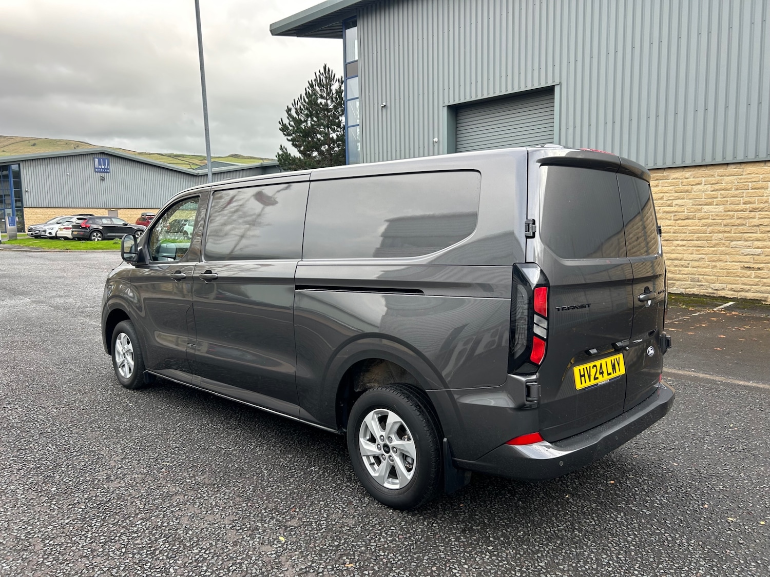 Used Ford Transit Custom 2024 for sale - 76464778: Photo 4