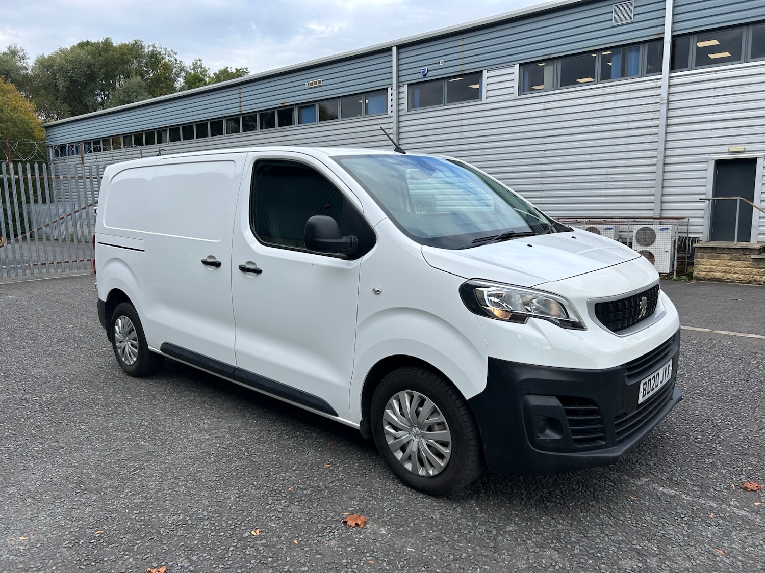 Used Peugeot Expert 2020 for sale - 76142749: Photo 1