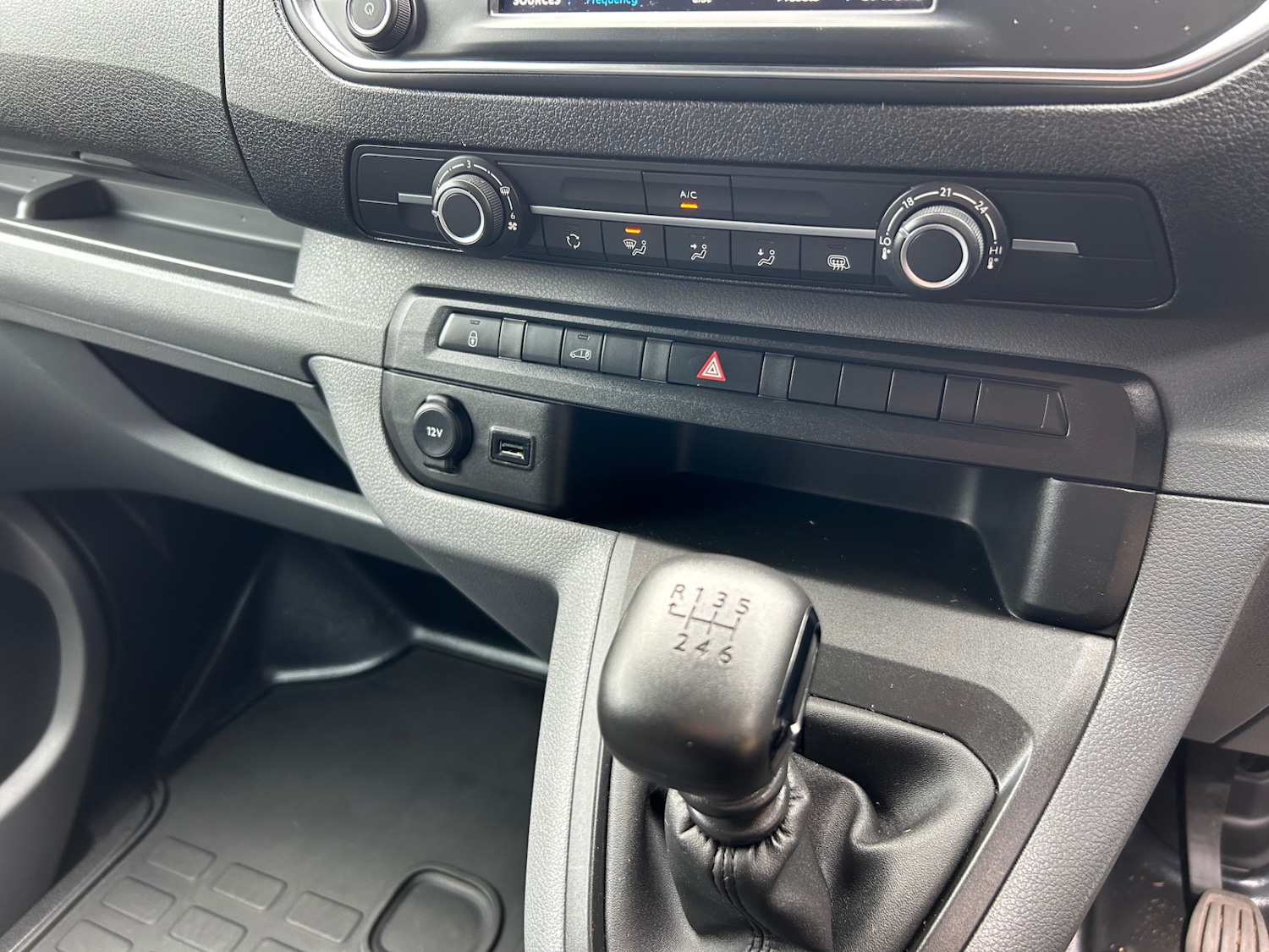 Used Peugeot Expert 2020 for sale - 76142749: Photo 15