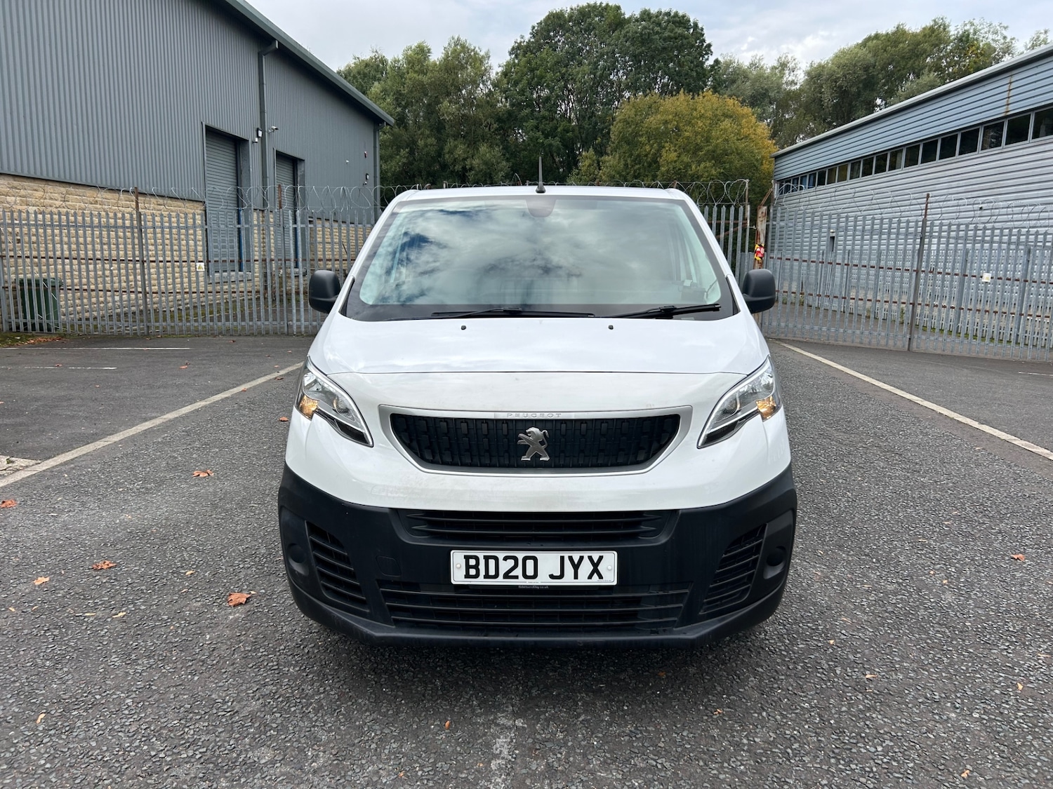Used Peugeot Expert 2020 for sale - 76142749: Photo 2