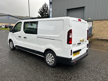 Used Renault Trafic 2017 for sale - 75972289: Photo