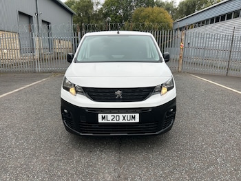 Used Peugeot Partner 2020 for sale - 76232998: Photo