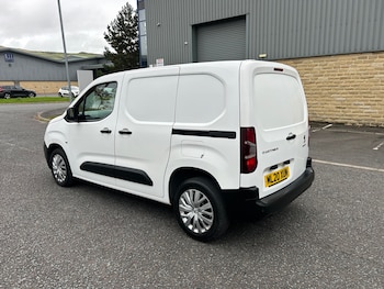 Used Peugeot Partner 2020 for sale - 76232998: Photo